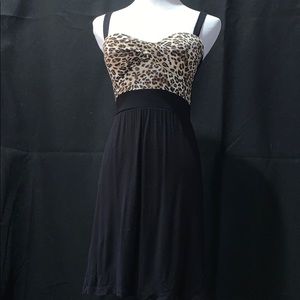 Rue 21 Size Small Leopard bust dress